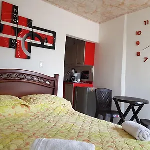 Apartaestudio El Ideal. Colombia